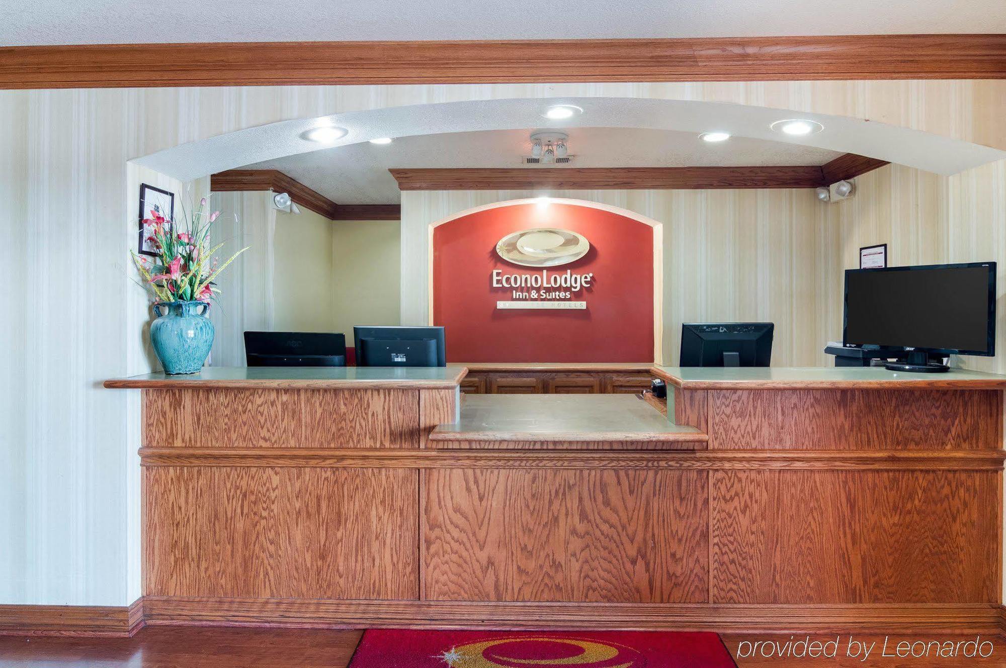 Econo Lodge Inn And Suites Arlington Exterior foto
